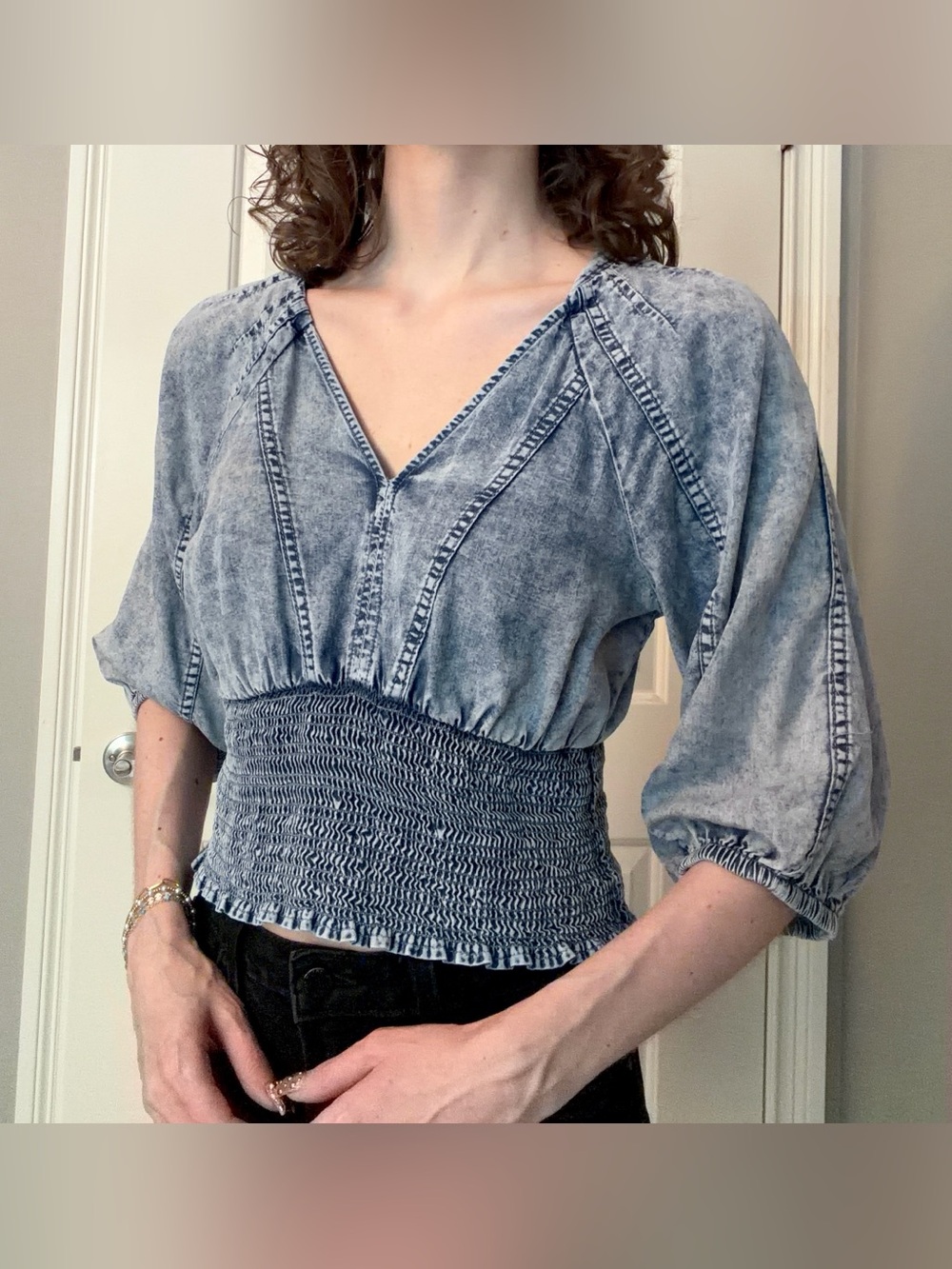 Zenana women’s blue acid wash cropped top blouse
